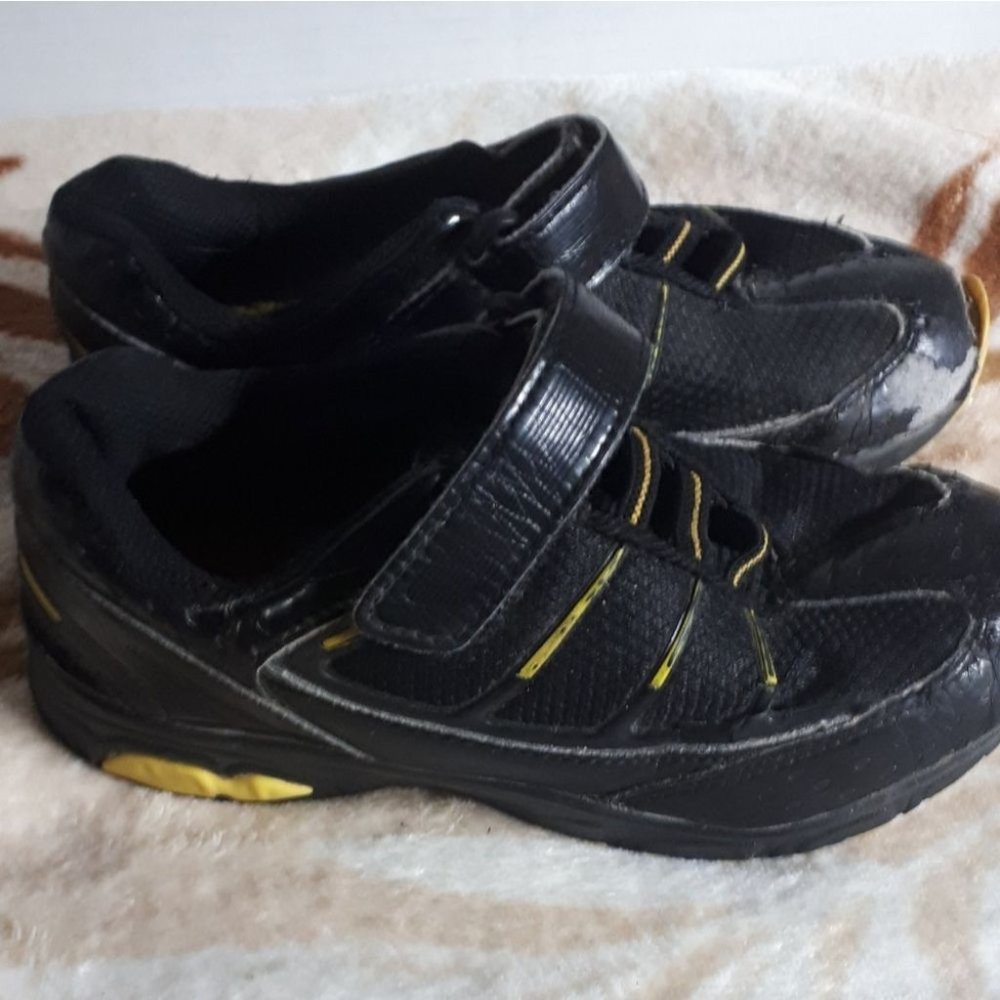 Boys Running Shoes Black Yellow Size 13